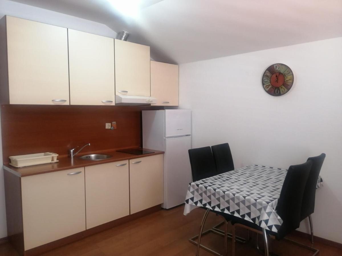 Lyon Apartments Budva Exterior photo